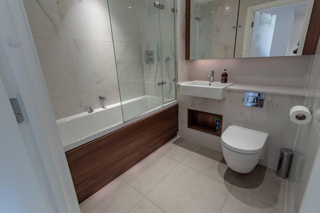 2 Bed 2 Bath - Amazing Views Of London And River Thames Bagian luar foto
